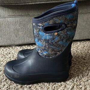 BOGS Insulted Boots - Navy Blue - Boys 4